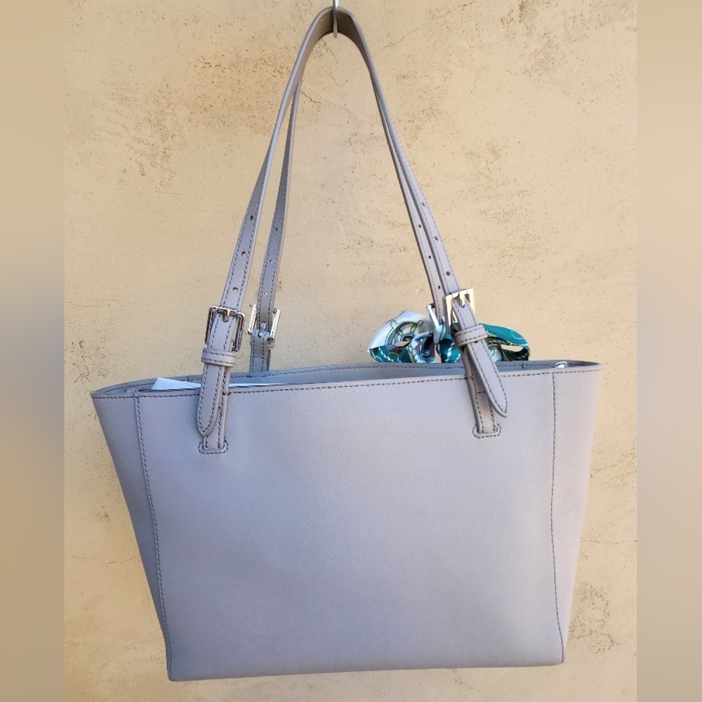 Tory Burch Light Grey Saffiano Leather Tote Bag - Picture 6 of 12